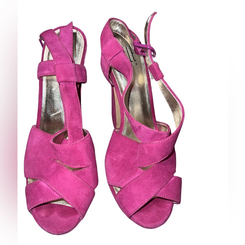 Pelle Moda Heels - Picture 2 of 6